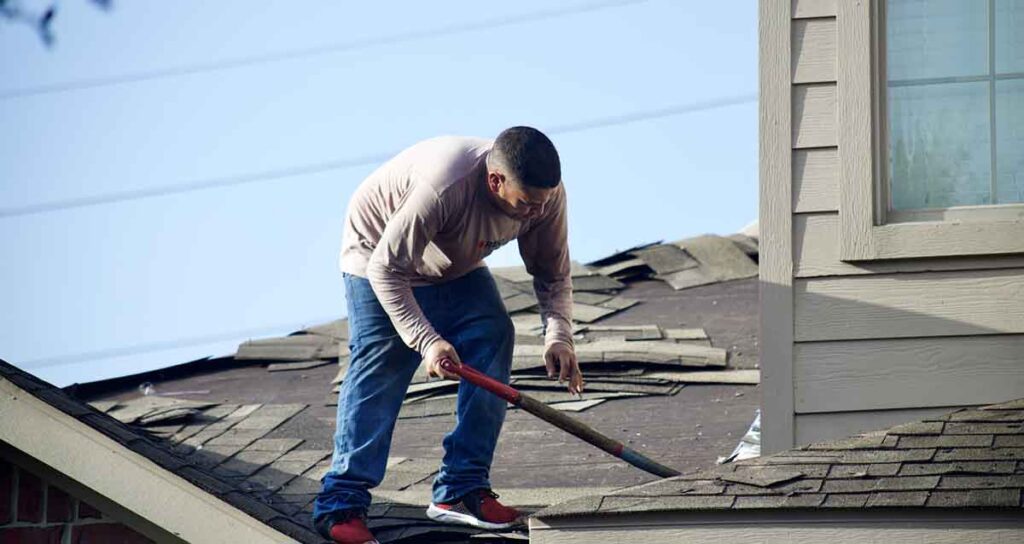 Emergency Roof Repairs in Marblehead, MA​